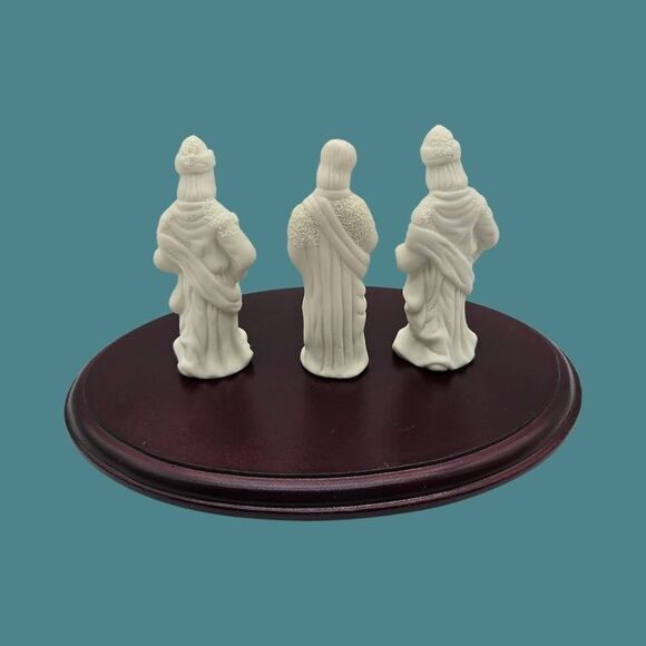 Christmas Jade Collection 11‑Pc Nativity Set – Vintage Figurines, Replacements - Picture 14 of 16